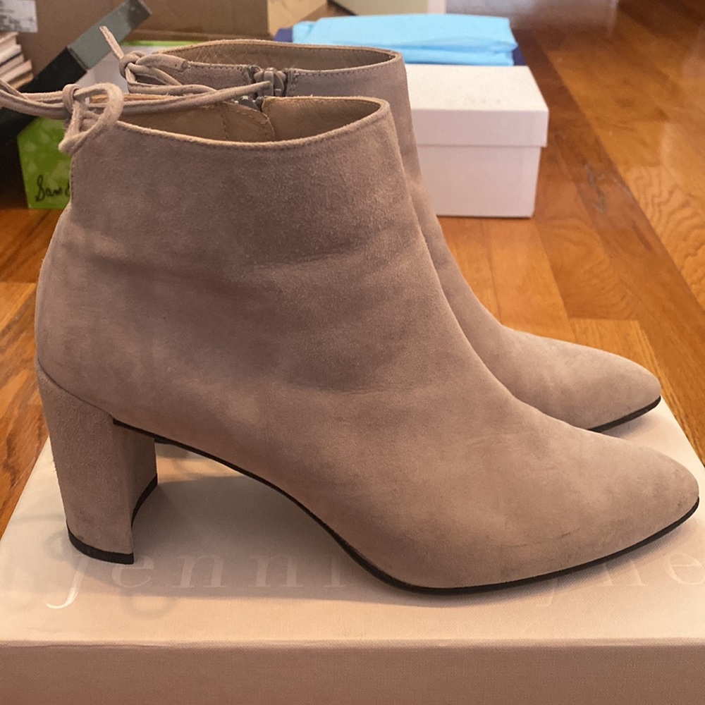 Stuart Weitzman Light Gray Booties Size 8 - image 1